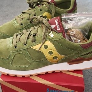 saucony shadow limited